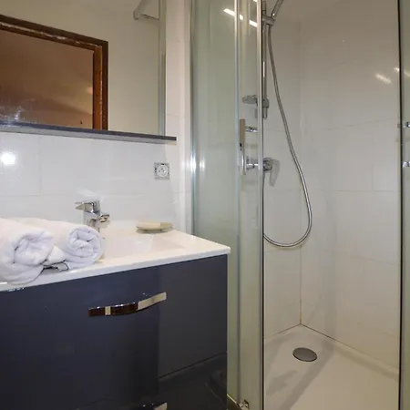 1 Bedroom Cozy In * Lozzi